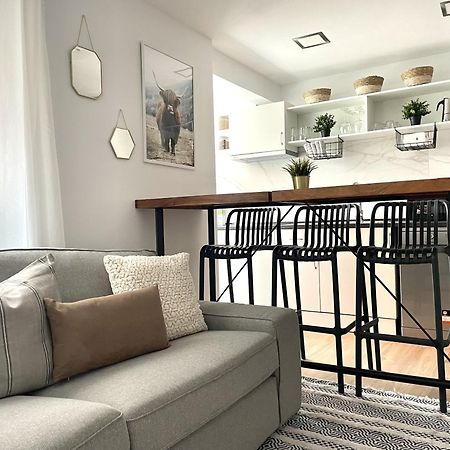 Moderno Apartamento Cerca Del Metro Bilbao Eksteriør billede