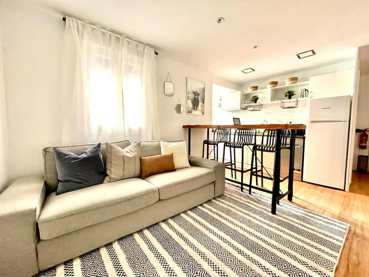 Moderno Apartamento Cerca Del Metro Bilbao Eksteriør billede