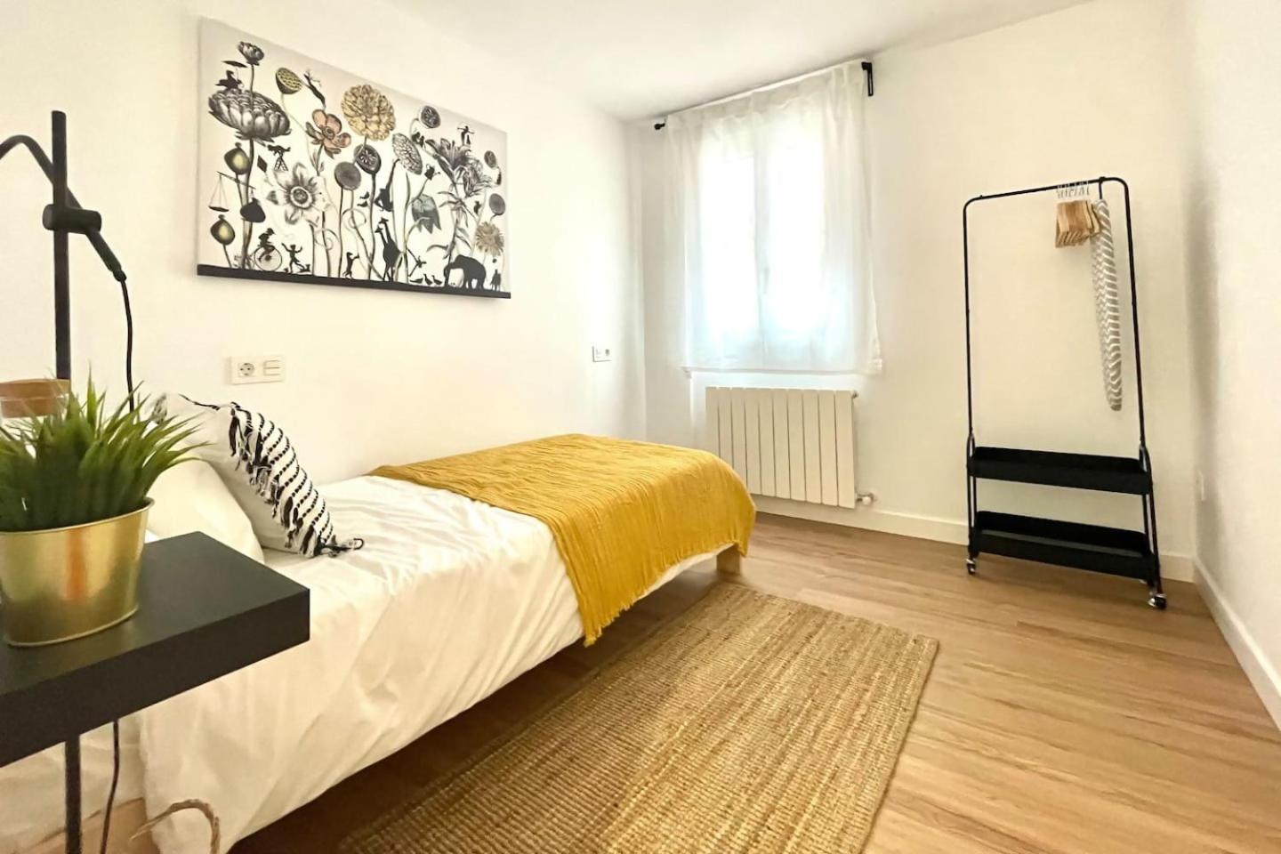 Moderno Apartamento Cerca Del Metro Bilbao Eksteriør billede
